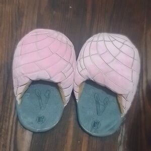 Slippers